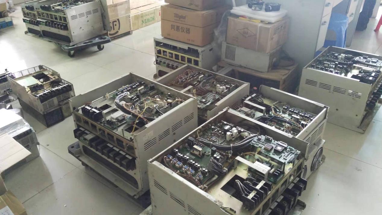 維修工場(chǎng)